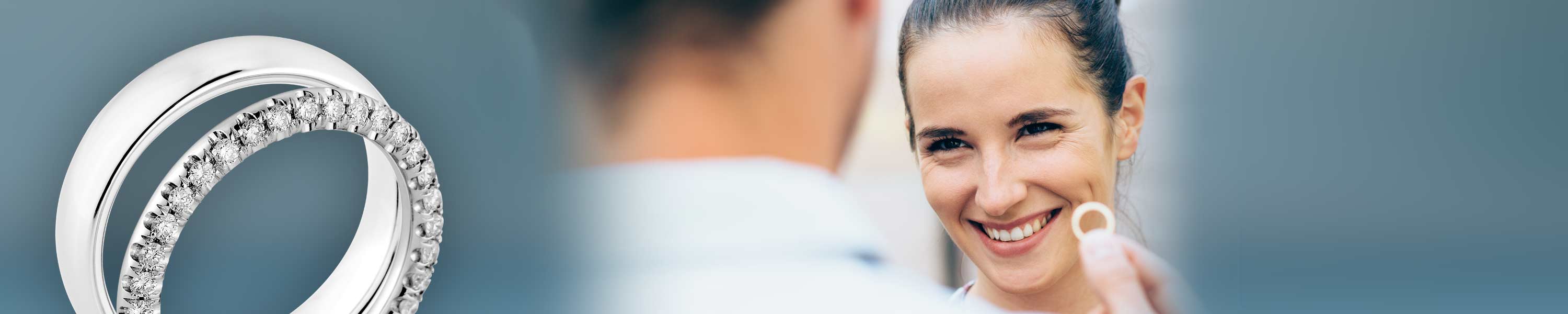 Wedding rings & jewelry